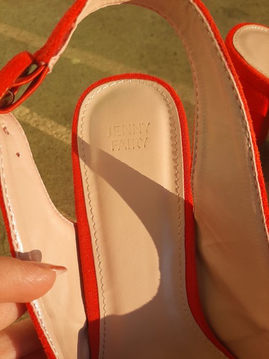 Лятна висока обувка