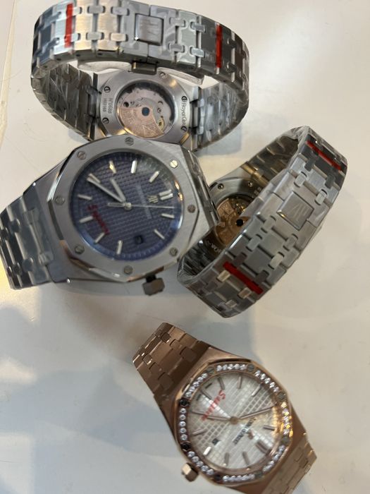 Мъжки и дамски часовници AP