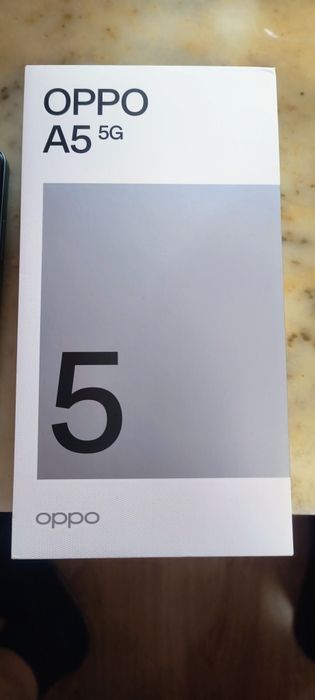 Телефон Oppo A5 5 G пълен комплект с кутия