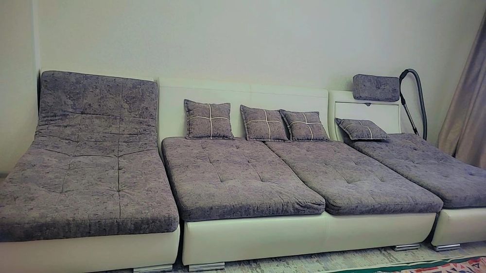 Диван в хорошем состоянии