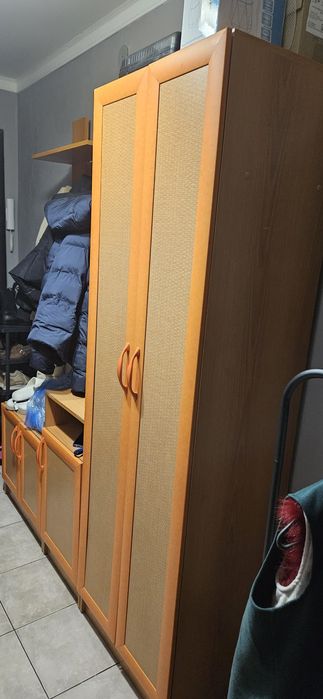 Продам прихожую бу