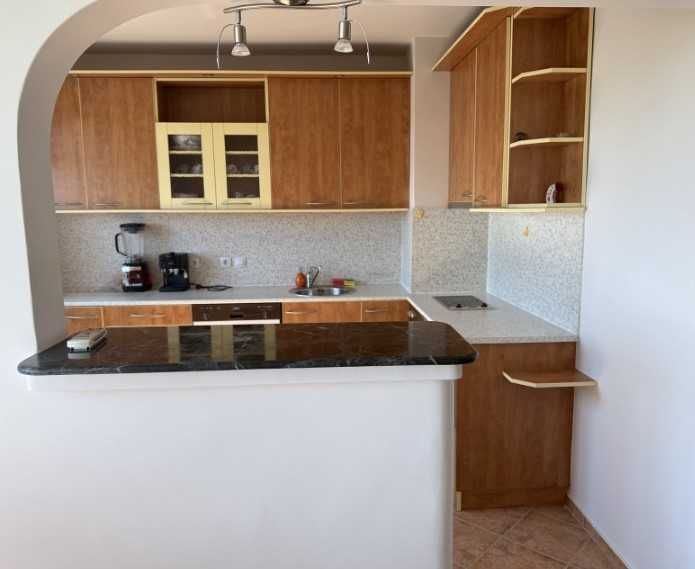 Дава се под наем Тристаен апартамент в София, Център - 90 кв.м за 800 € - Снимка #1