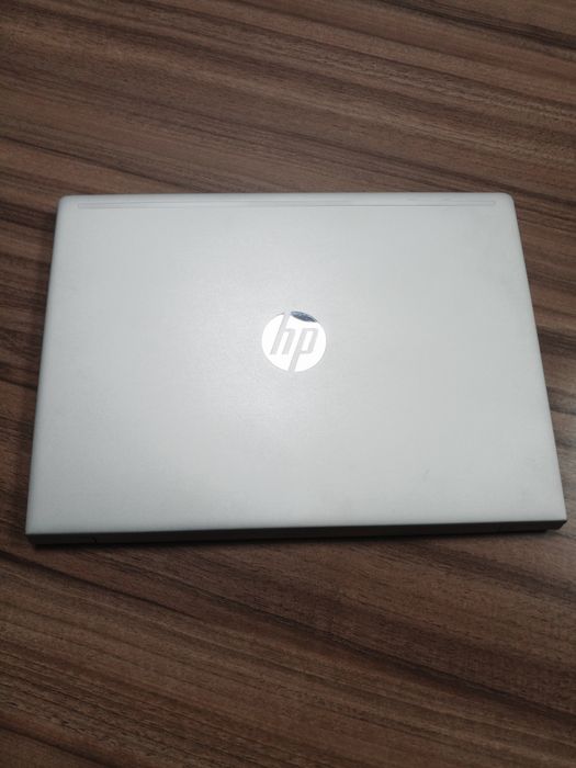 Laptop HP ProBook 440 G6 
Intel(R) Core(TM) i7-8565U CPU 1.80GHz