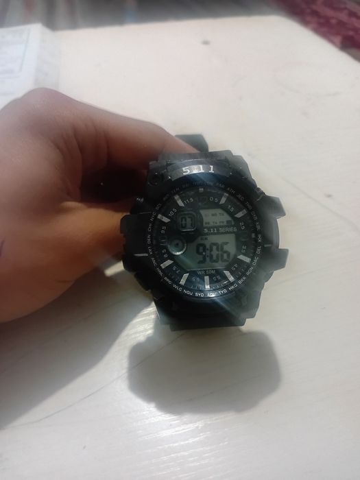 Ertaklar soati suv otazmaydigan 5.11