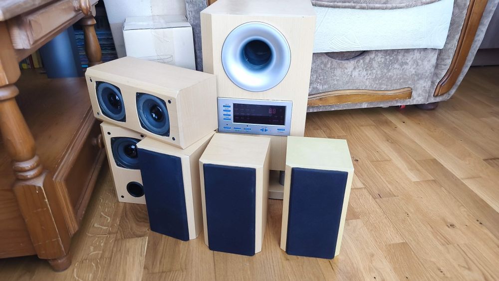 Sistem audio 5+1 canale telecomandă + receptor Bluetooth