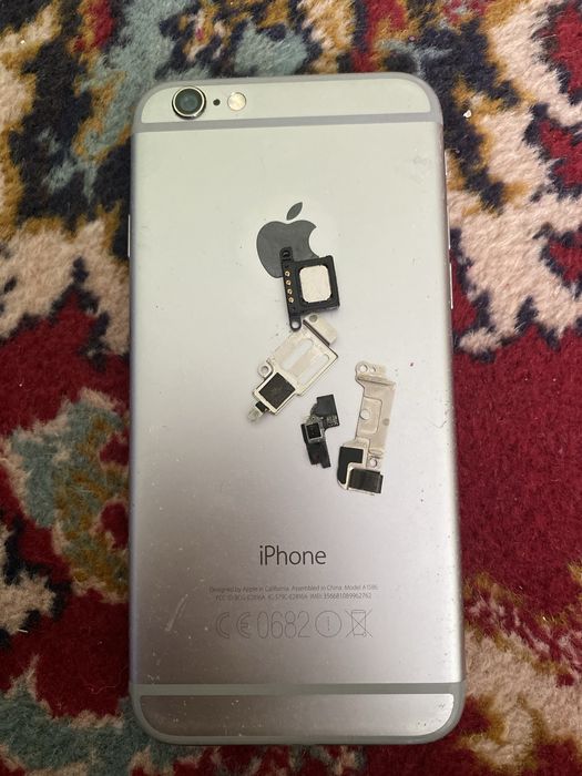 Айфон 5 и 6.         .