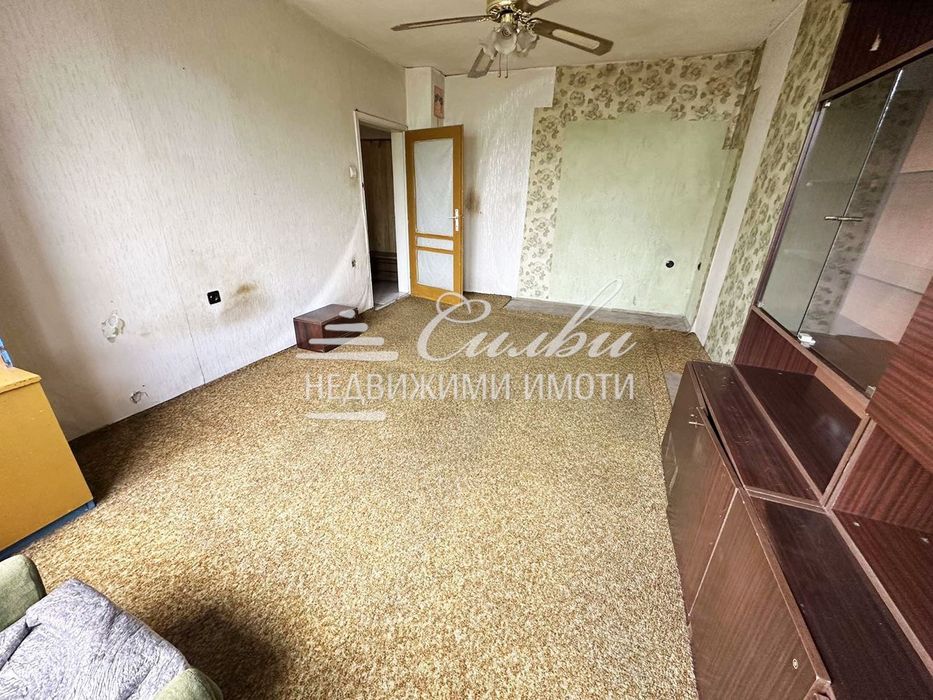 Продава се Двустаен апартамент в Търговище, Запад 1 - 66 кв.м за 1198 €/кв.м - Снимка #1