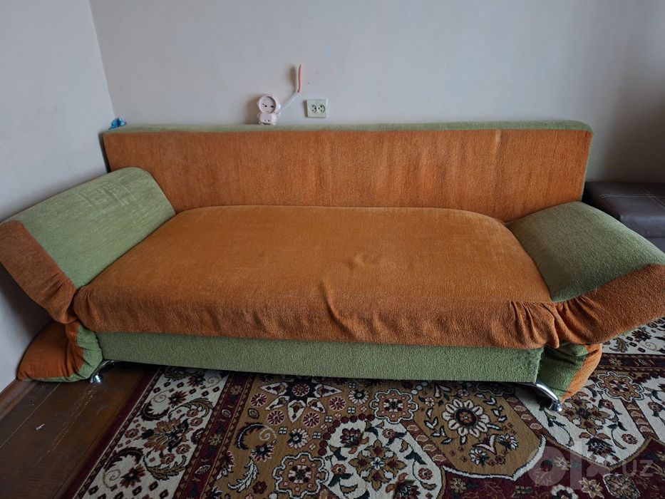 Срочно продаю диван