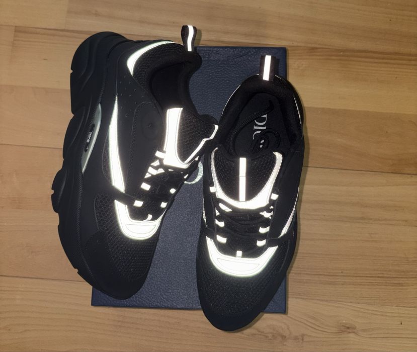 Dior b22 negri nefolositi