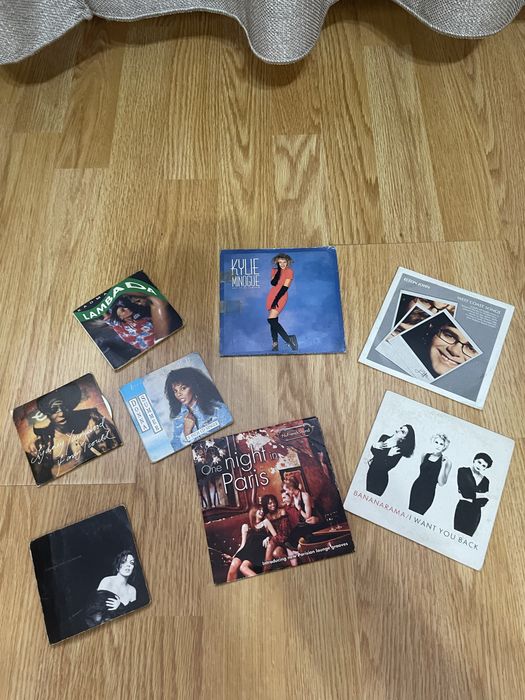 Vand Cd-uri originale …