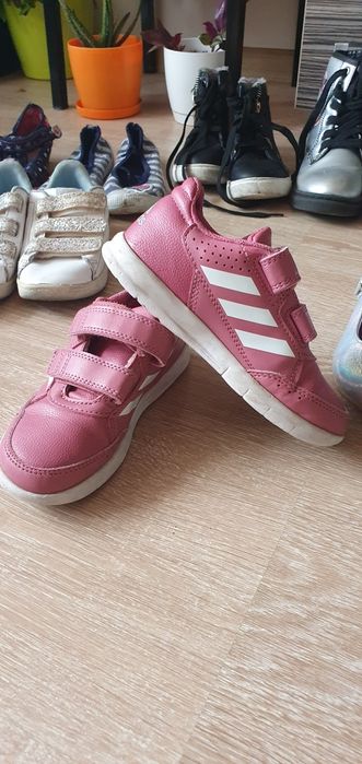 Детскии обувкии!