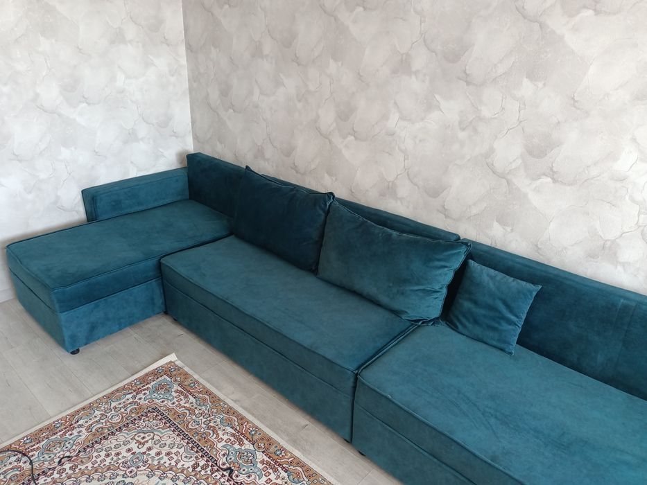 Диван 4 метра б/у