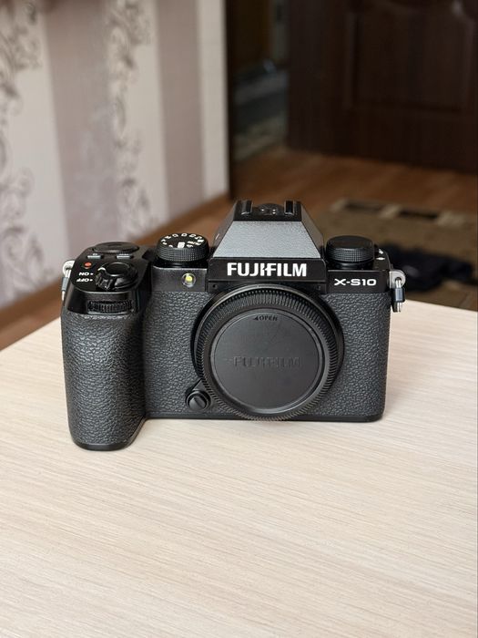 Fujifilm x-s10 body