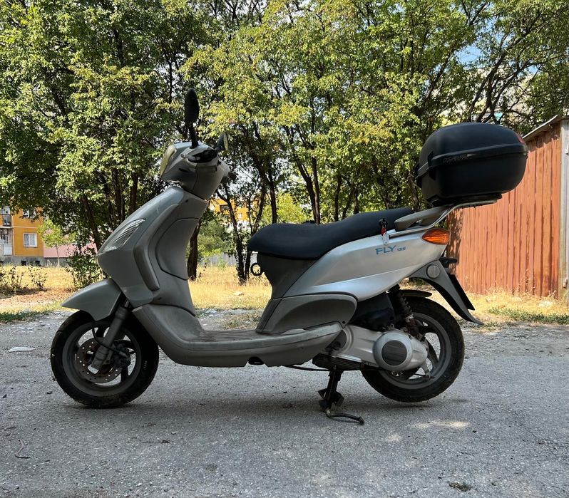 Мотопед Piaggio 125 cc