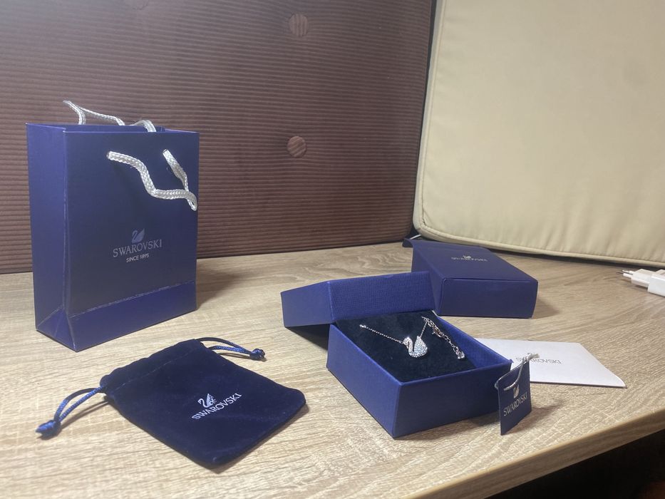 Lantisor Swarovski lebada