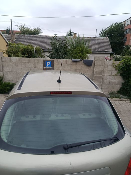 Vând Peugeot 207