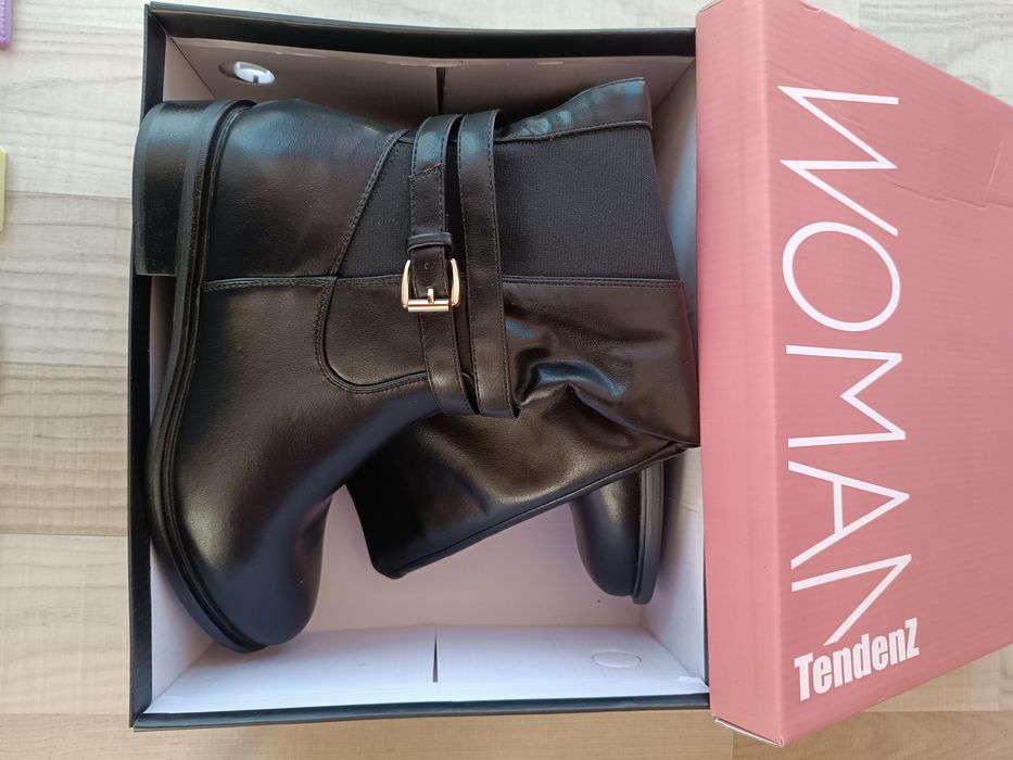 Дамски зимни ботуши