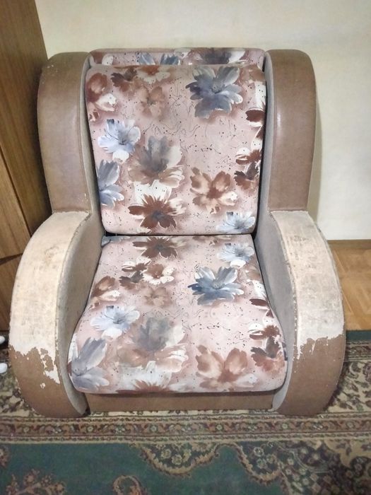 Продам Кресло кроватьь п