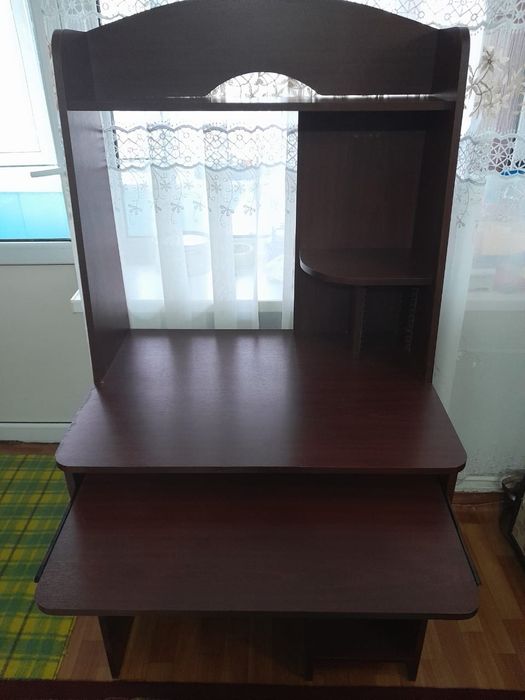 Компьютерный столик