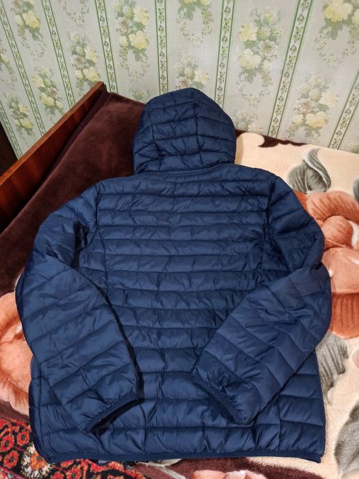 Куртка осень весна фирменная с Европы