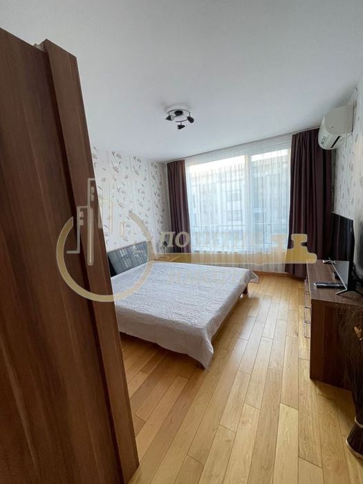 Дава се под наем Тристаен апартамент в София, Витоша - 130 кв.м за 1000 € - Снимка #9