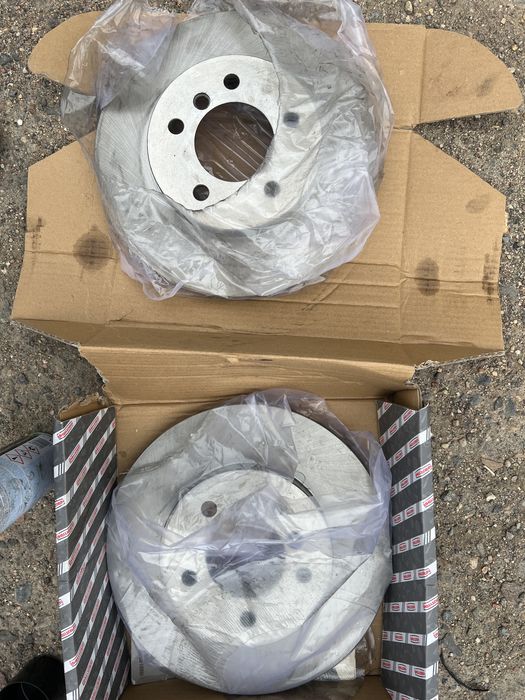 BMW e46 Тормозные диски е46 б3.0