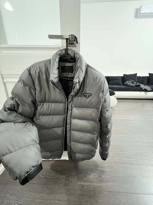 Зимняя куртка (бомбер)