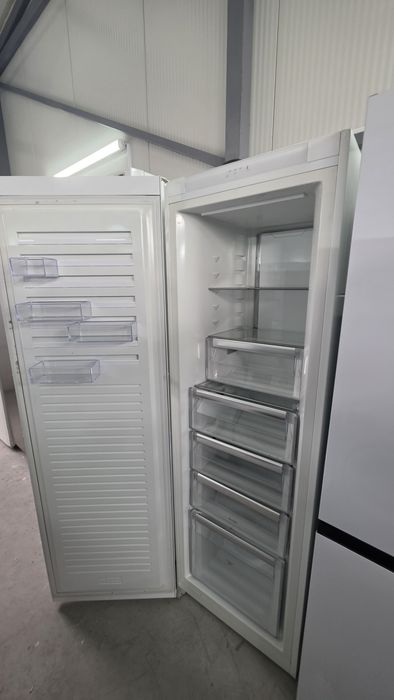 Фризер Electrolux