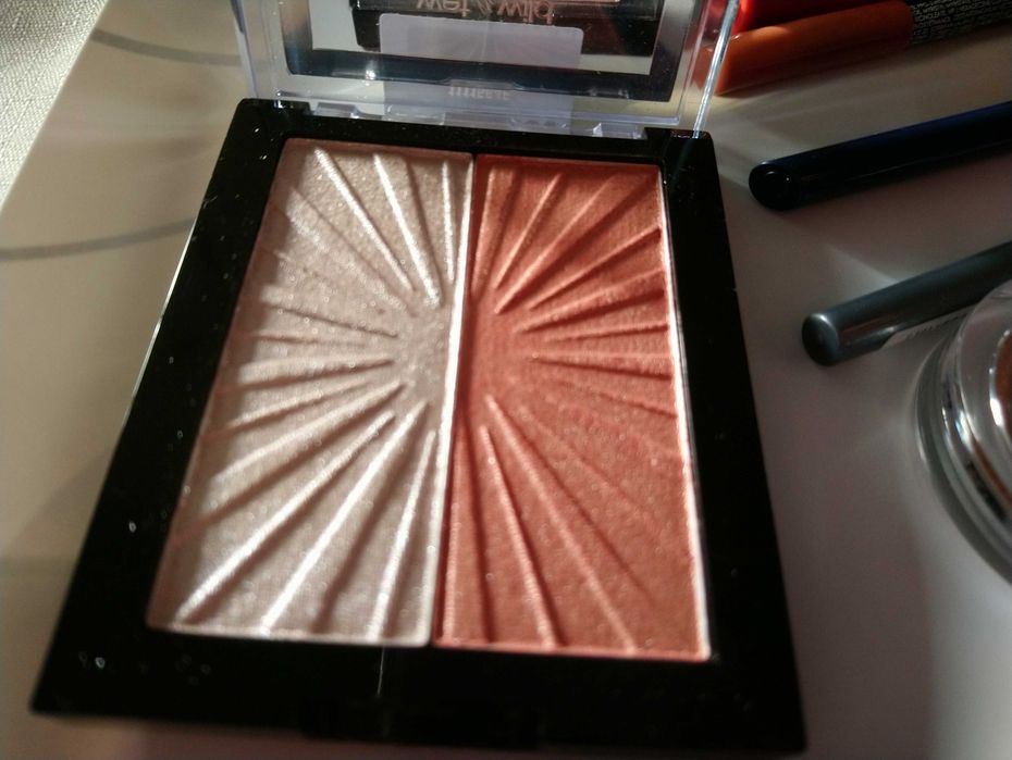 Козметика - Сенки , моливи  и спирали, палитра