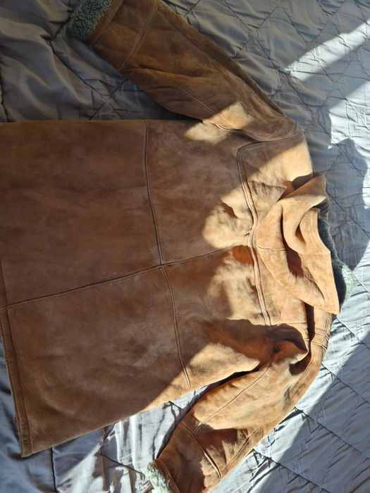 Haina blana cu gluga