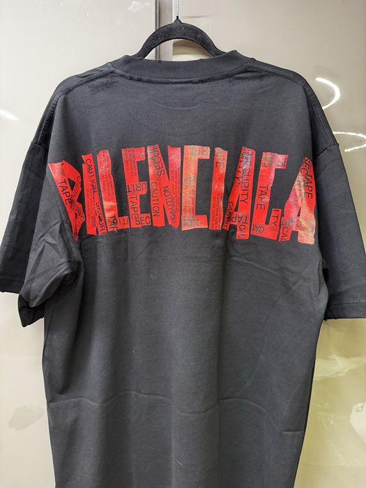 Много висок клас тениски Balenciaga