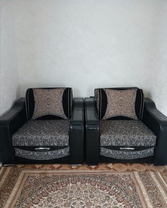 Диван в хорошем состоянии