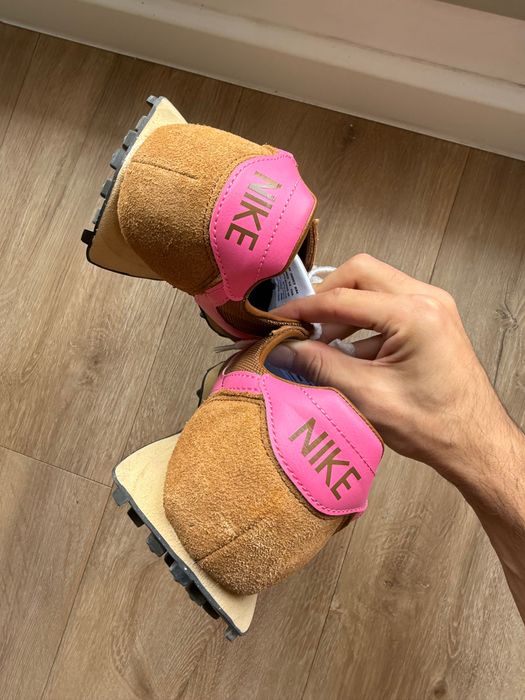 Маратонки Nike .