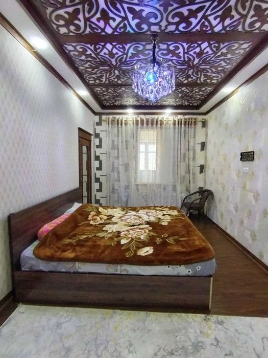 Сдается 4 комн квартира Пен-хаус ор.р Сахарная Больница цена 500 у.е