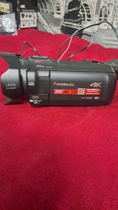 Цифровая видеокамера Panasonic HC-VX980
