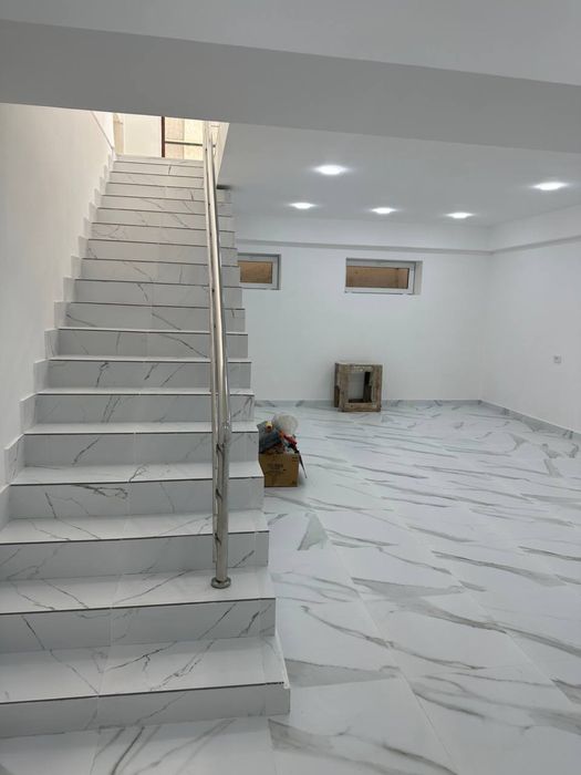 Сдается в аренду помещение 50кв с подвалом 50кв