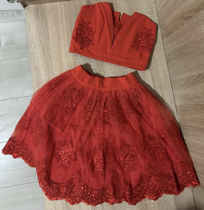 Дамски, елегантен комплект