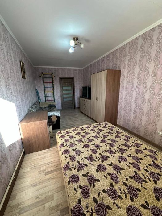 Продаётся трёхкомнатная квартира