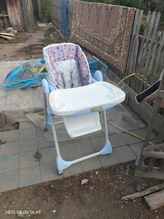 Стул для кормления