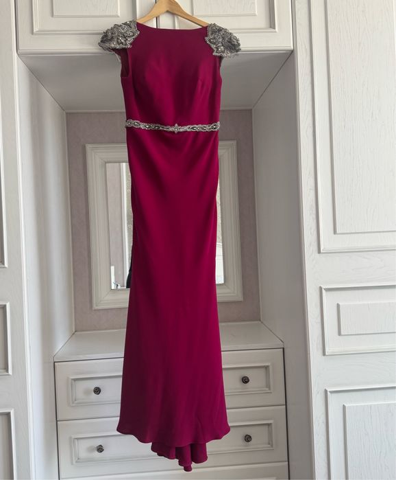 Вечернее платье от TARIK EDIZ