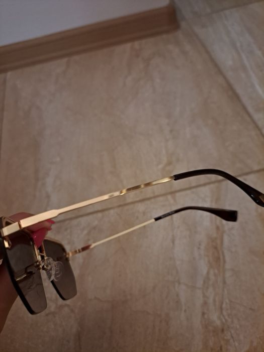 Слънчеви очила със защита