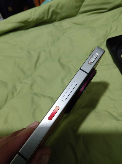 ZTE Nubia Z50S Pro 12gb/1tb