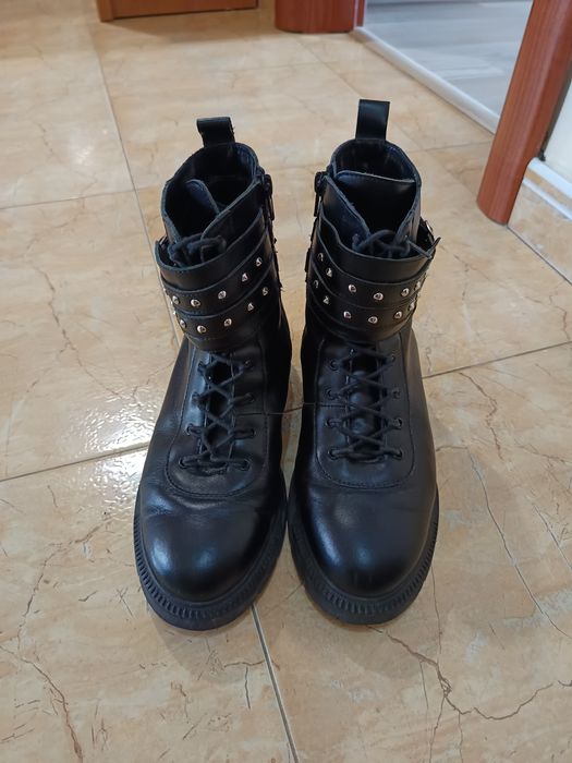 Дамски боти от естествена кожа