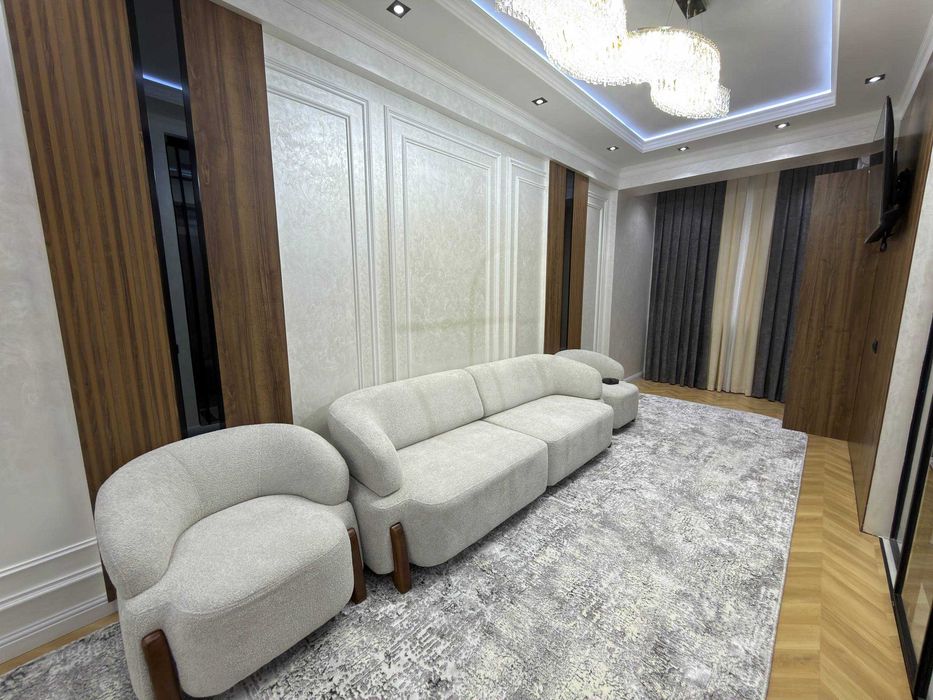 3х комнатная квартира на 8 этаже 63кв, в Самарканде