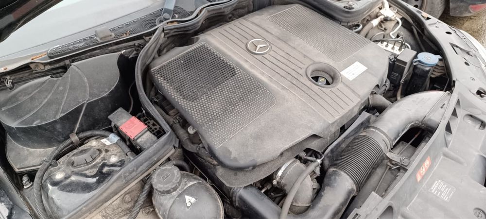 Mercedes-Benz C220 2009г. + Bixenon + 792 код , голямо Navi на части