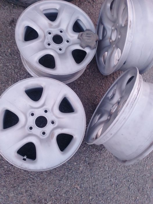 Продам диски на Сузуки гранд витара