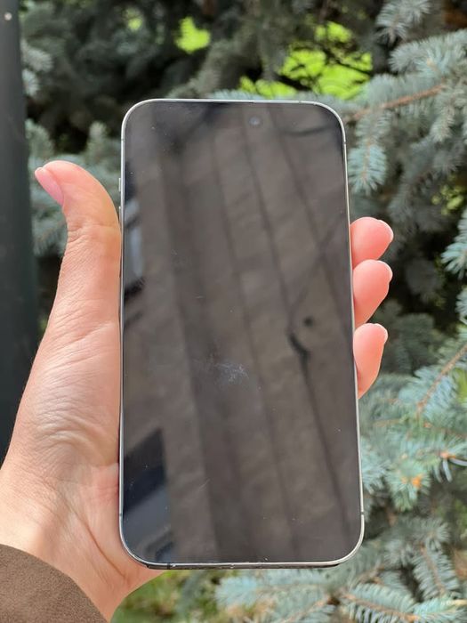 продам Айфон 14 про мах 1тб