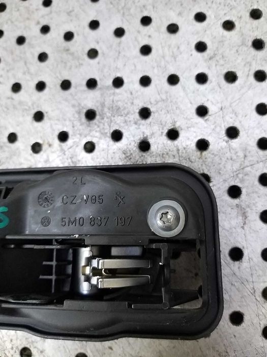 Maner interior usa stanga spate vw golf 5 plus 5m0837197