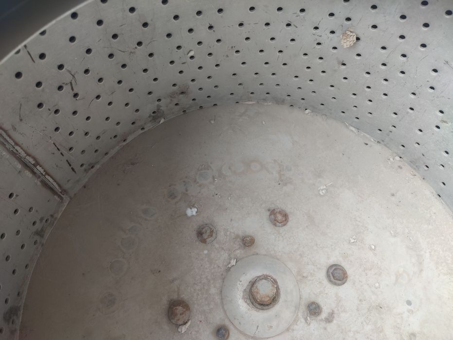 1 та центрифуга ва 2 та нержавейка козон