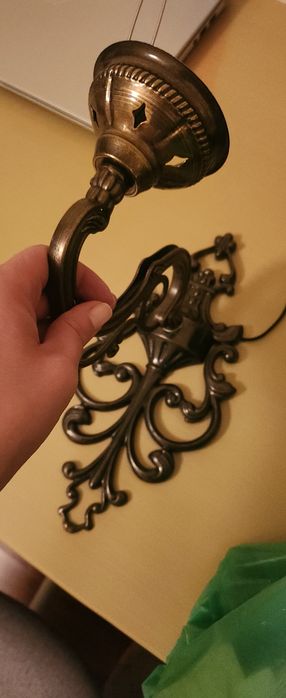 Продавам 2 бр.турски лампи за стена.